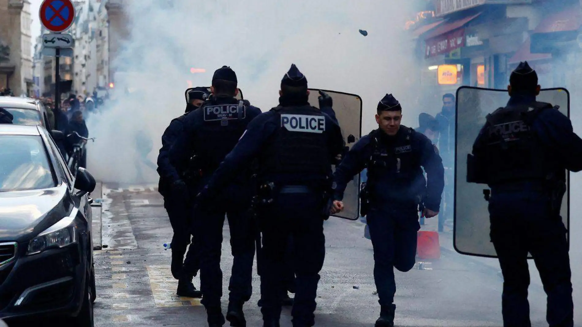 Atentado contra comunidad Kurda deja tres muertos y provoca caos en centro de París 